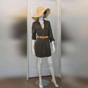 GBG Los Angeles Olive Dress/Shirt, Size Medium